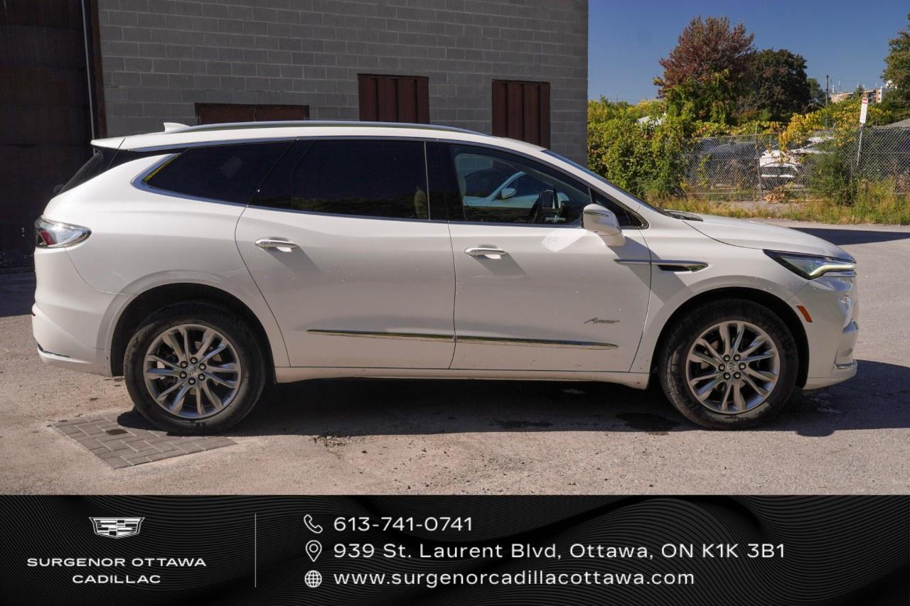 2023 Buick Enclave Avenir AWD Photo