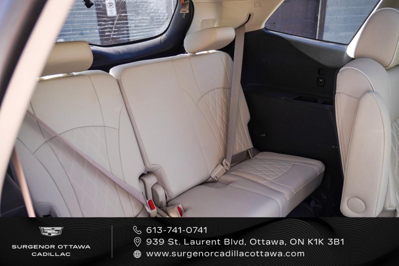 2023 Buick Enclave Avenir AWD Photo