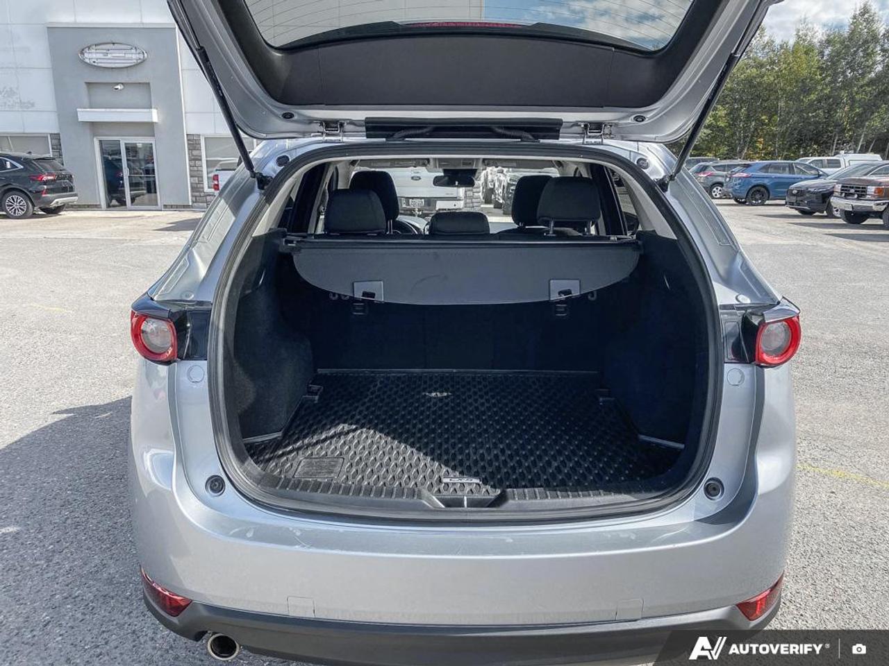 2019 Mazda CX-5 GX APPLE CARPLAY | CLOTH INTERIOR | HEATED SEATS Photo