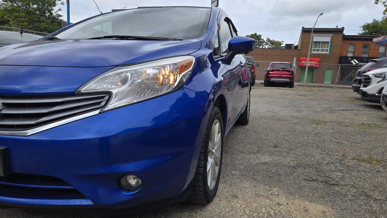 2015 Nissan Versa Note SL Photo1