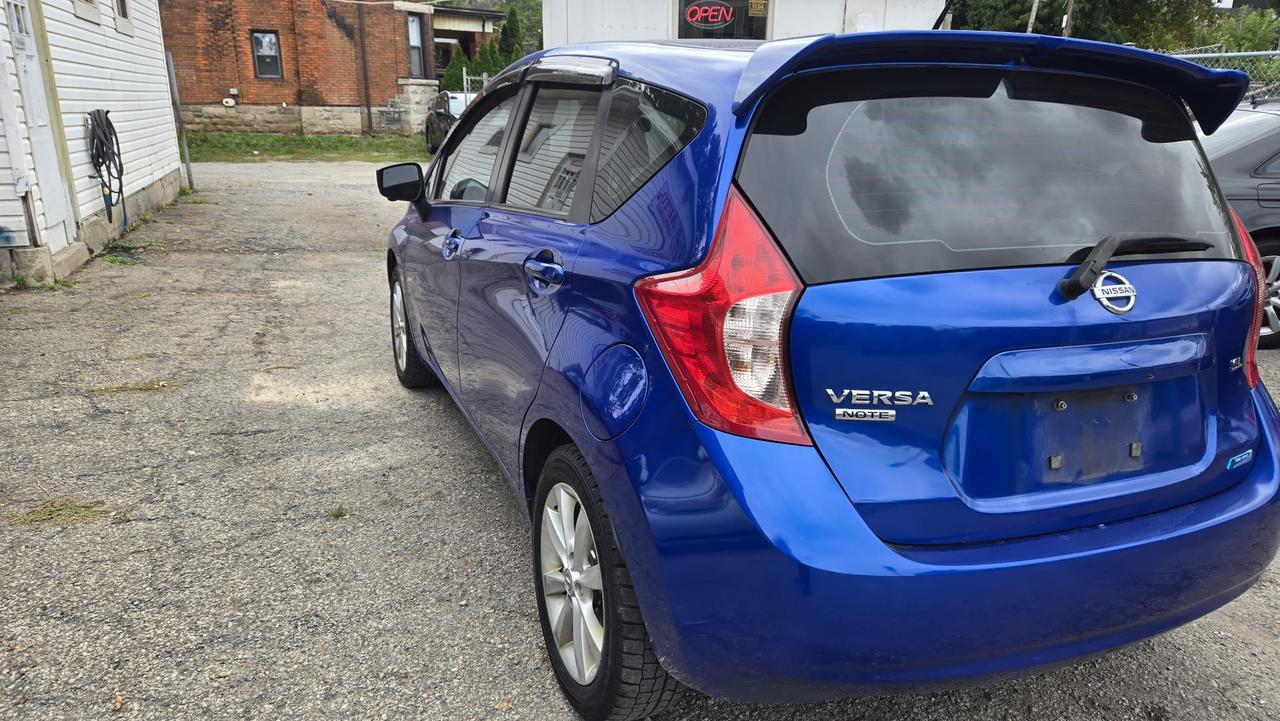 2015 Nissan Versa Note SL Photo