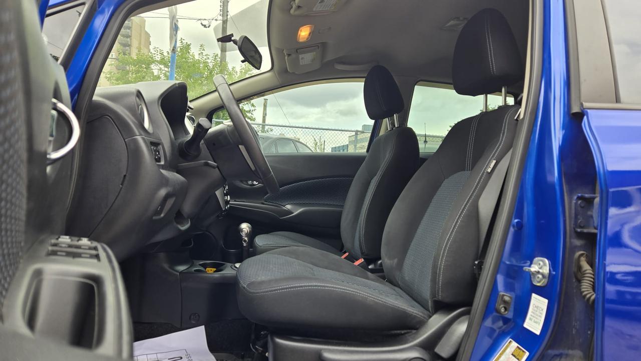 2015 Nissan Versa Note SL Photo
