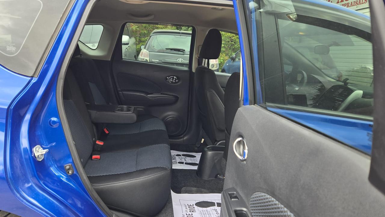 2015 Nissan Versa Note SL Photo