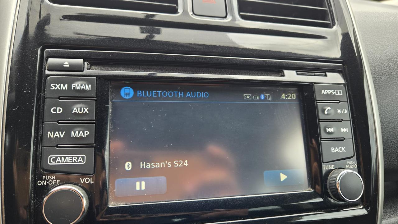 2015 Nissan Versa Note SL Photo