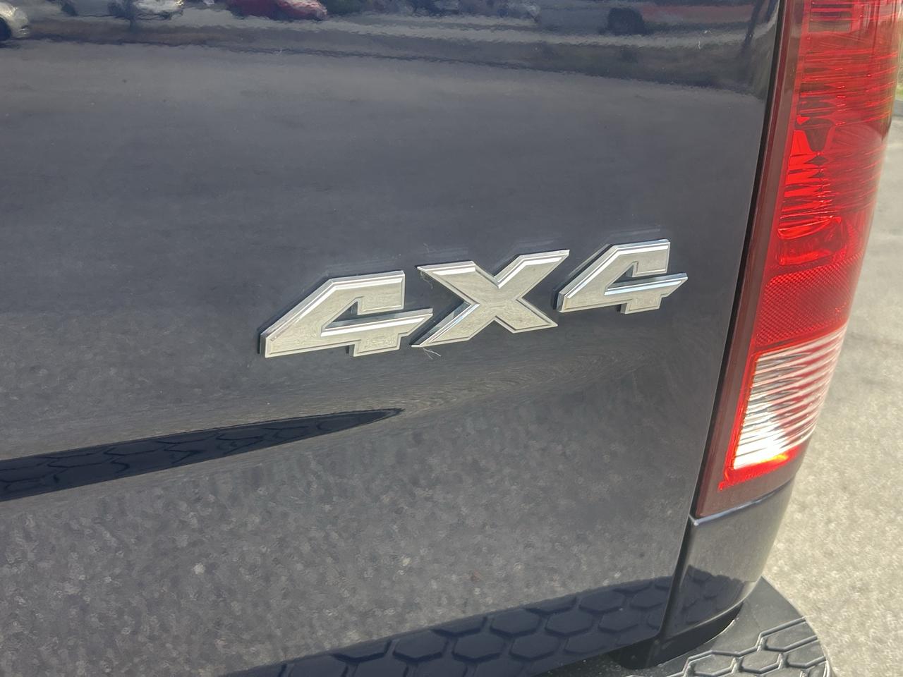 2012 RAM 1500 ST - Photo #15
