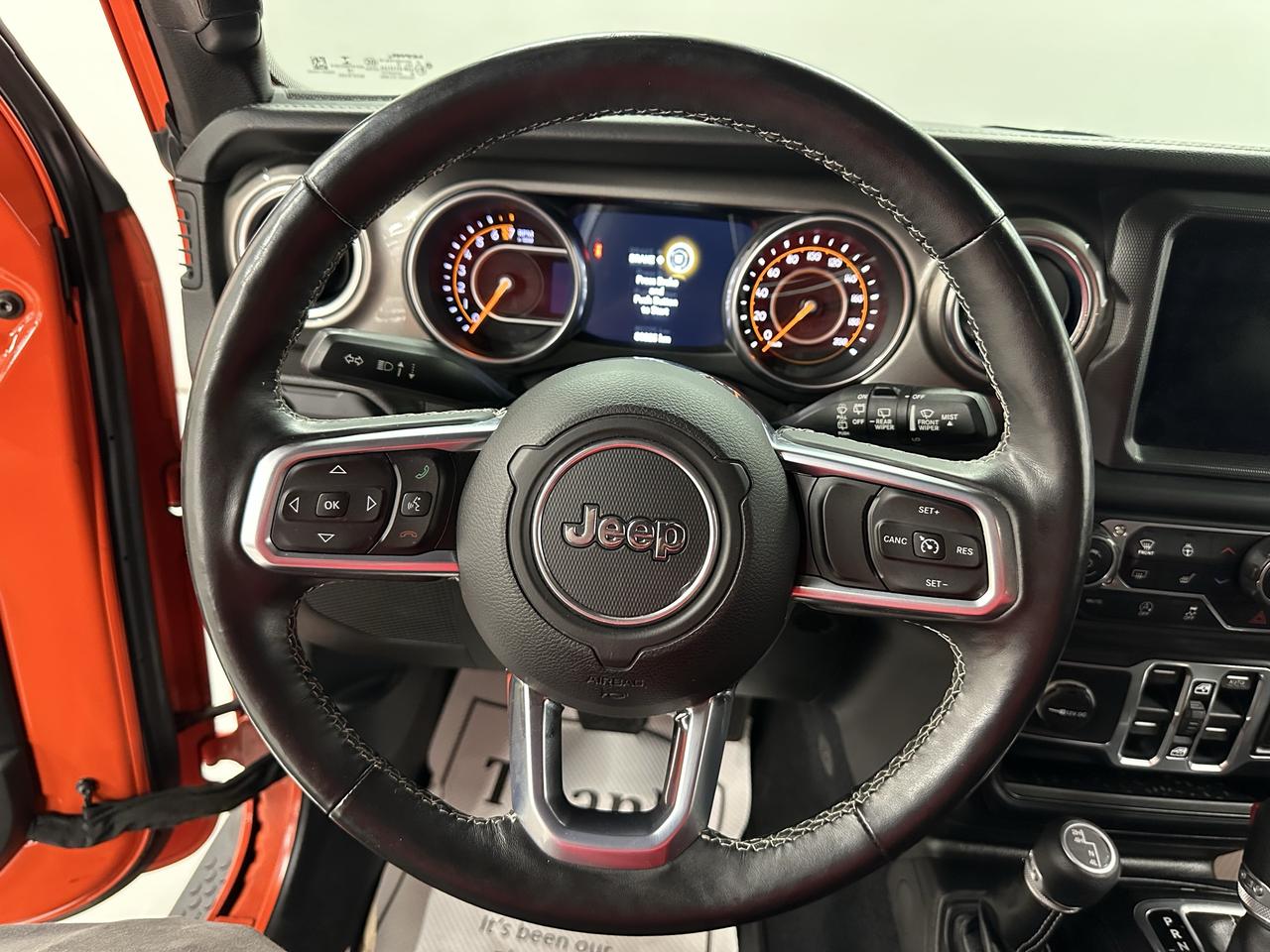 2018 Jeep Wrangler SAHARA 4X4 Photo25