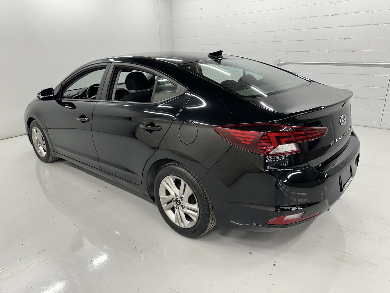 2020 Hyundai Elantra Preferred Photo16