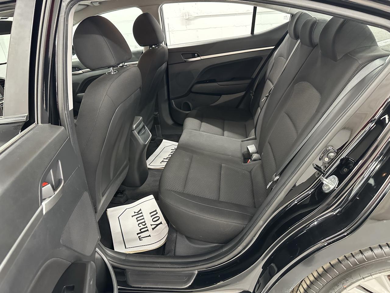 2020 Hyundai Elantra Preferred Photo15