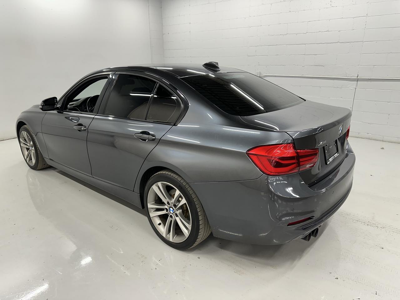 2017 BMW 3 Series 4dr Sdn 330i xDrive AWD Photo40
