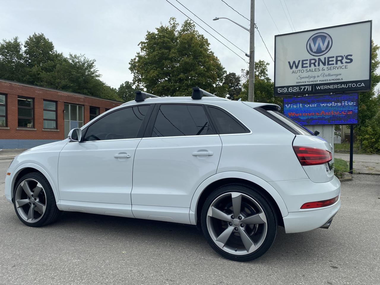 2015 Audi Q3 Prestige Quattro - Photo #2