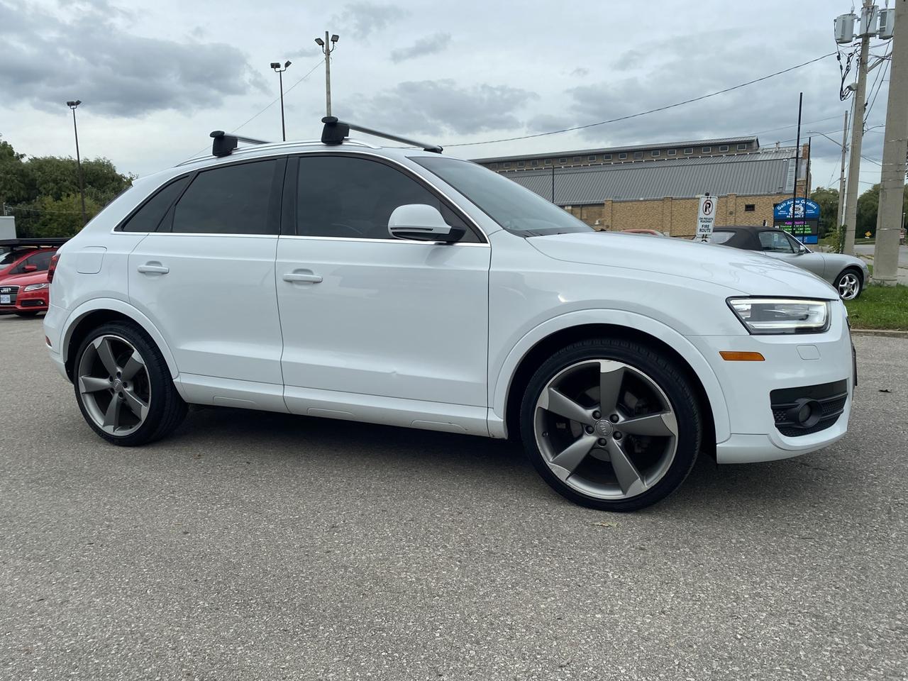 2015 Audi Q3 Prestige Quattro - Photo #4