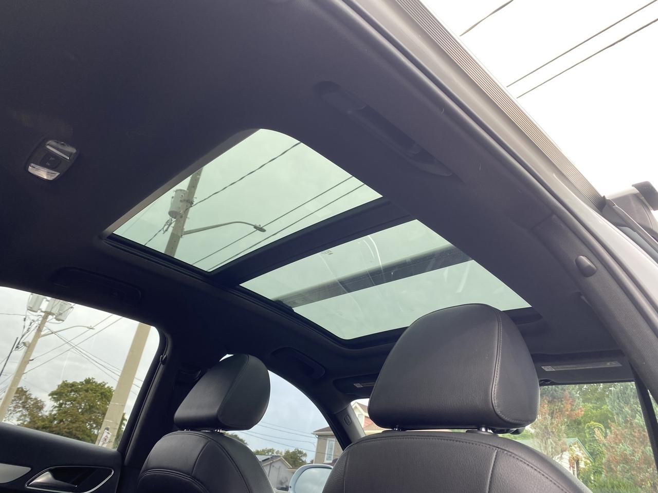 2015 Audi Q3 Prestige Quattro Photo