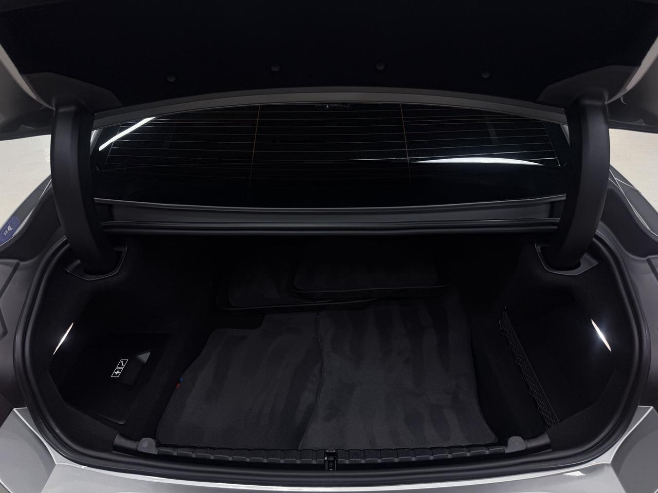 2021 BMW M8 COMPETITION XDRIVE|BOWERS&WILKINS|ACC|BSM|LDW|360| Photo