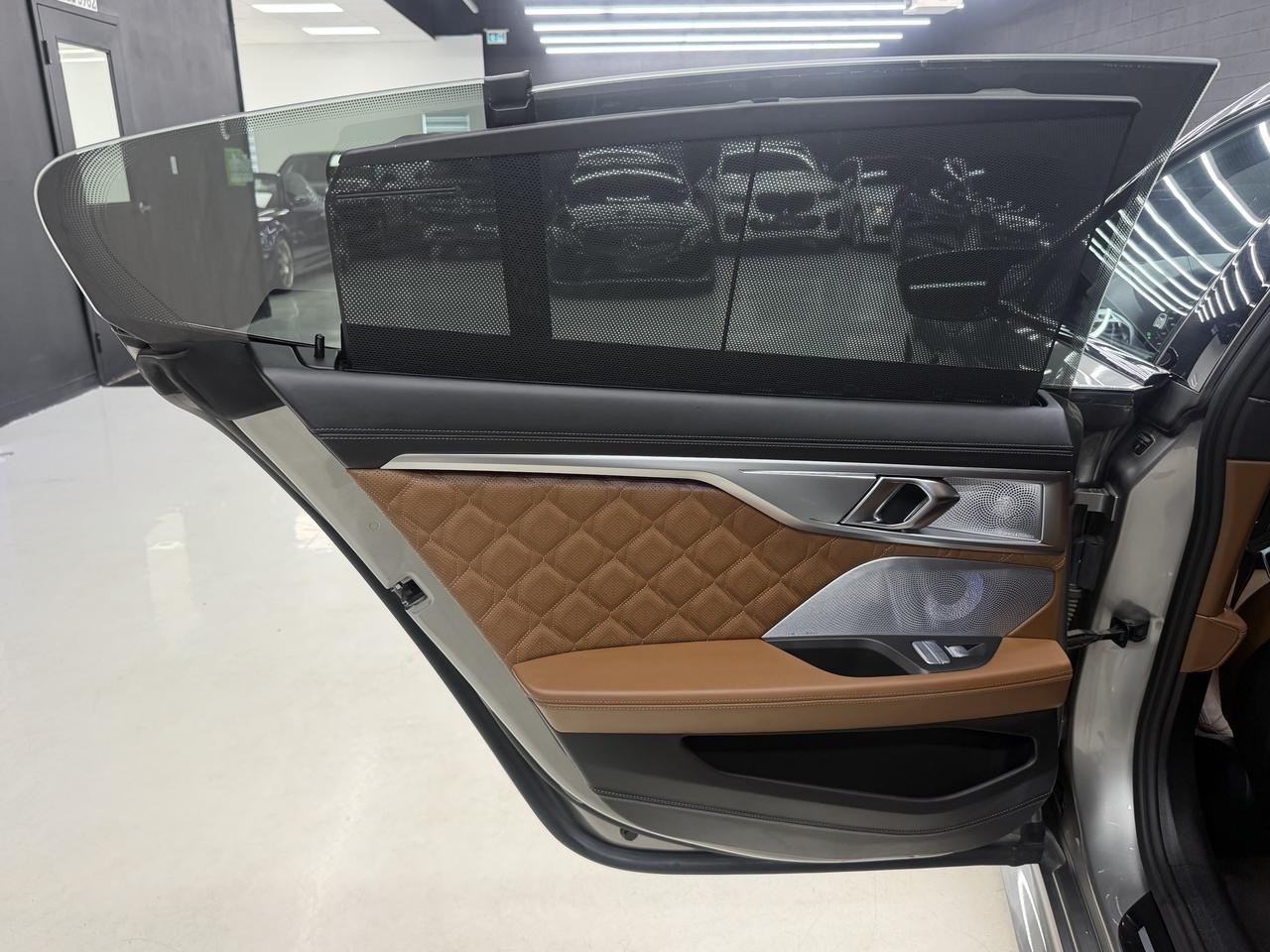 2021 BMW M8 COMPETITION XDRIVE|BOWERS&WILKINS|ACC|BSM|LDW|360| Photo