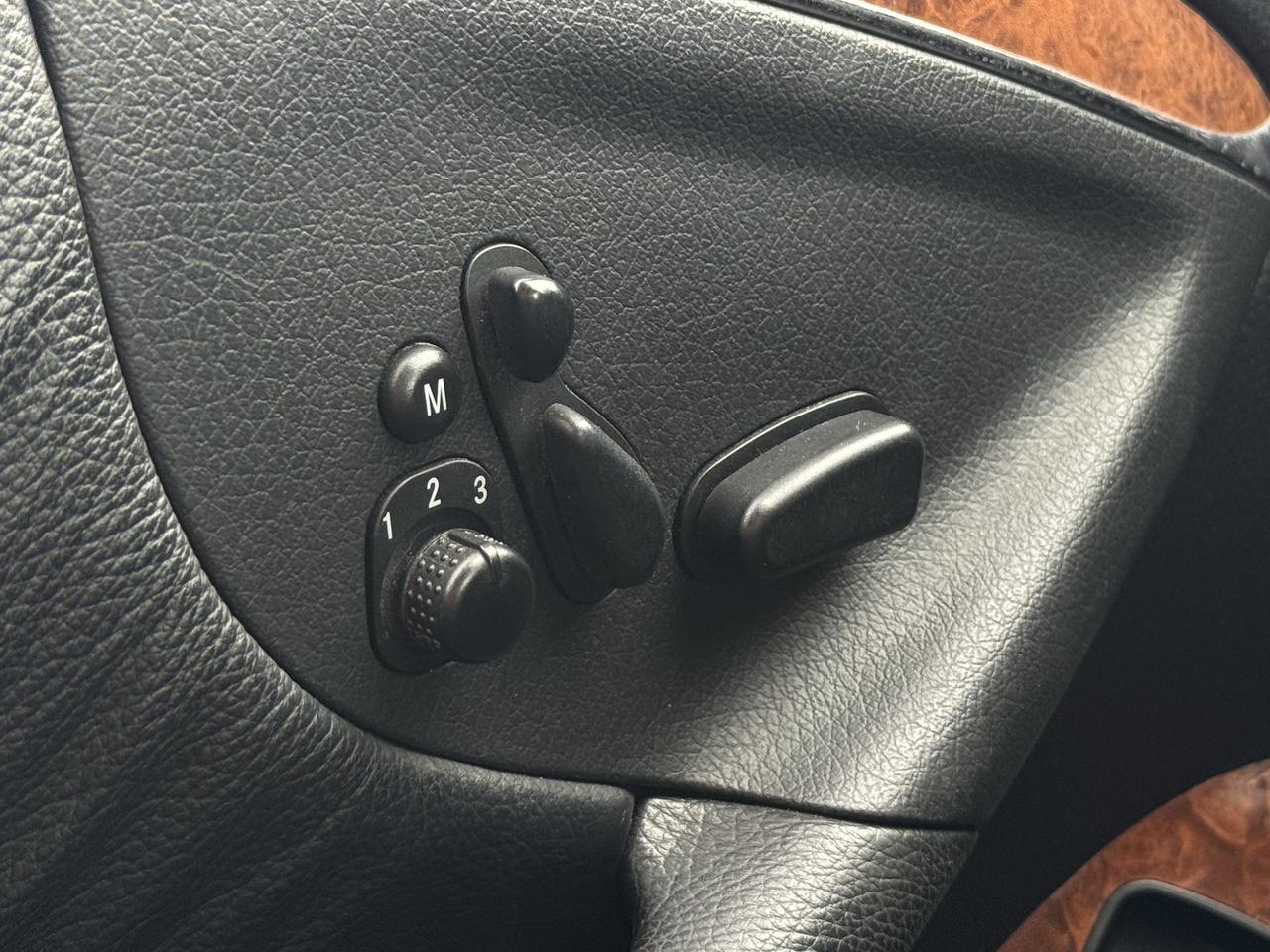 2006 Mercedes-Benz CLK 3.5L Photo