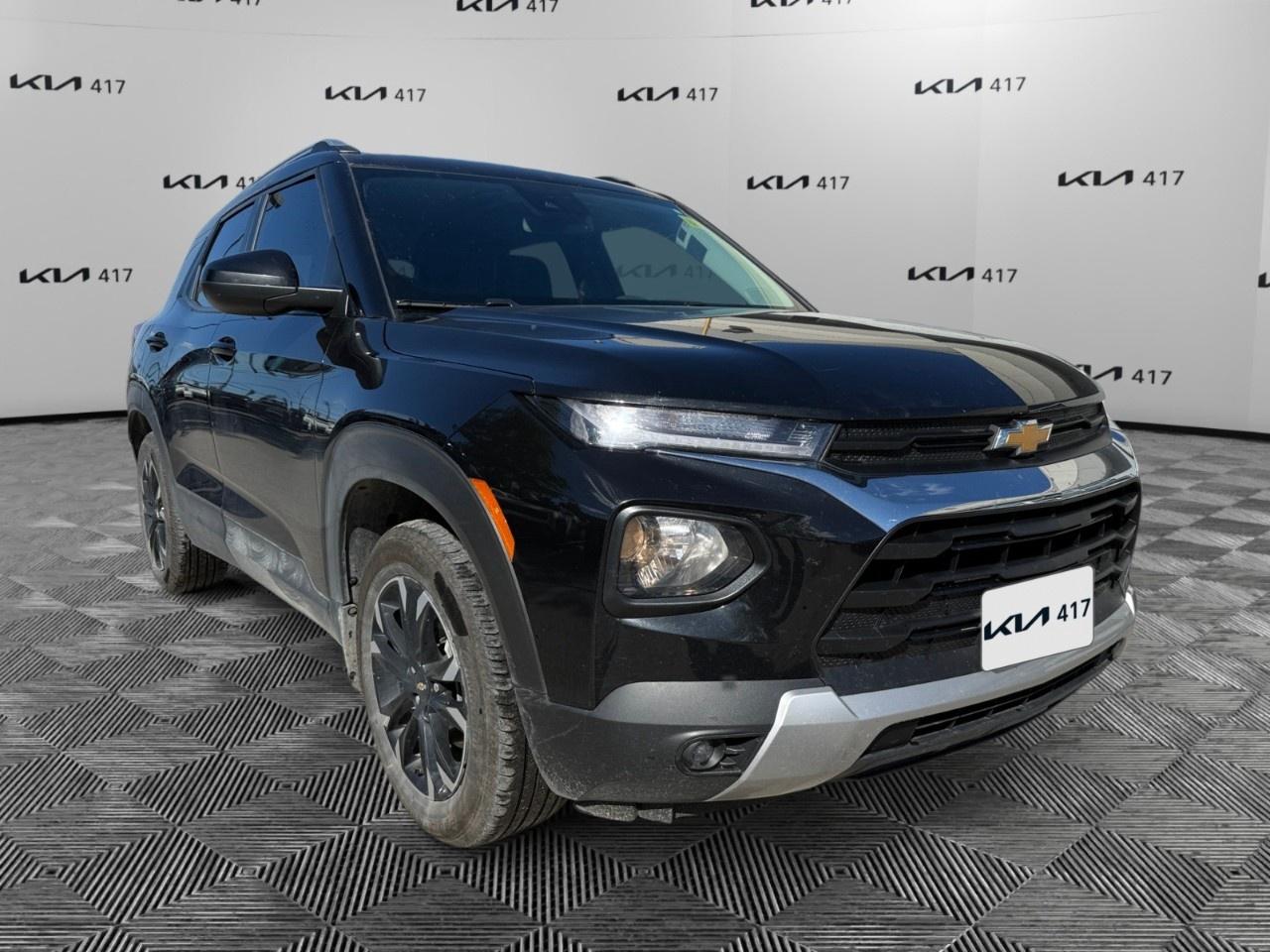 2023 Chevrolet TrailBlazer AWD 4dr LT Photo