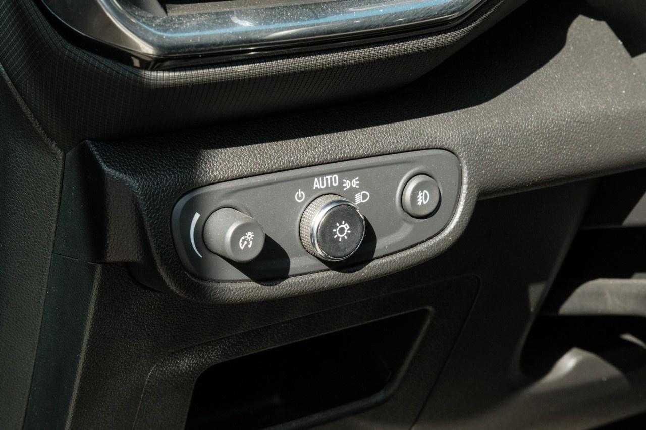 2023 Chevrolet TrailBlazer AWD 4dr LT Photo
