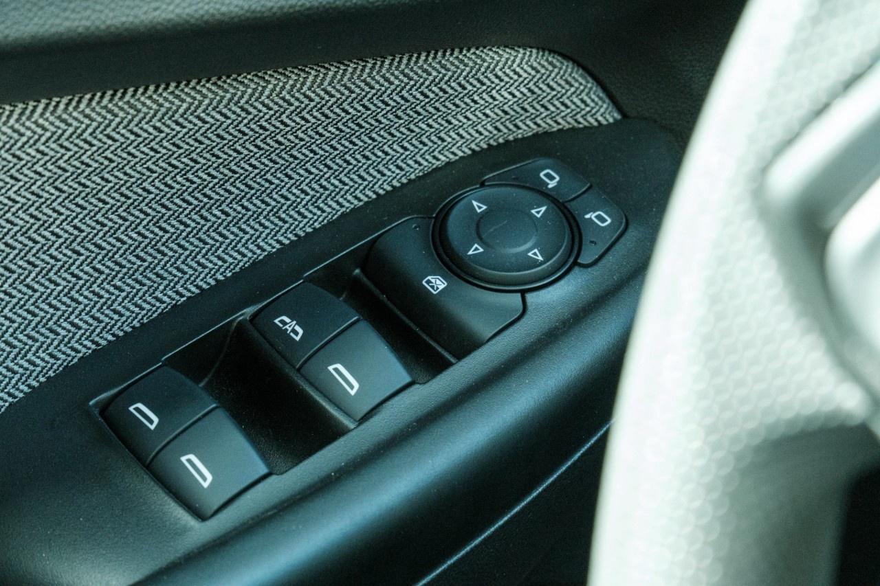 2023 Chevrolet TrailBlazer AWD 4dr LT Photo