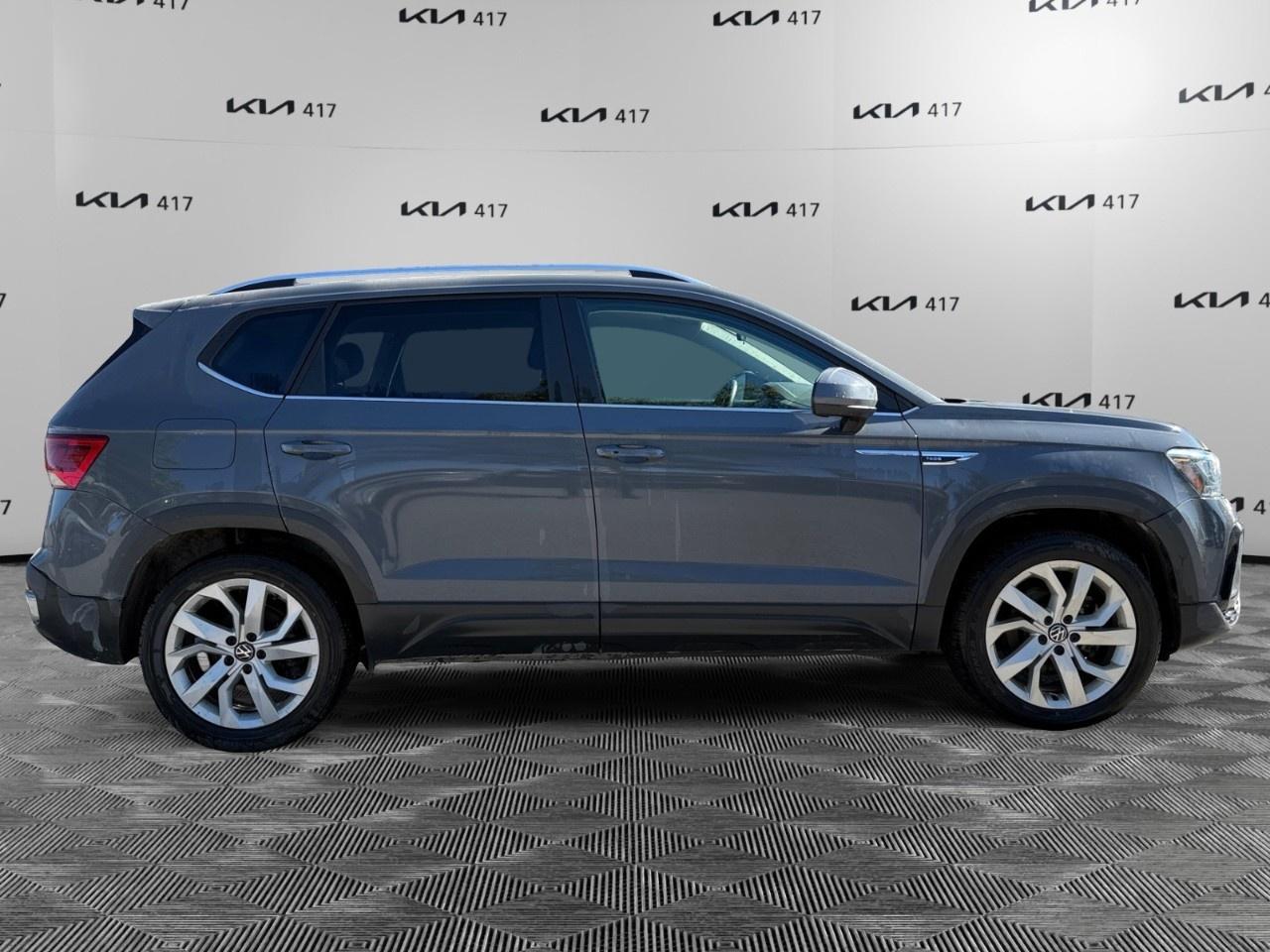 2022 Volkswagen Taos Comfortline 4Motion Photo