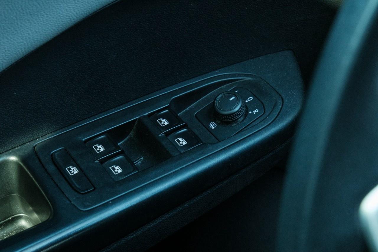 2022 Volkswagen Taos Comfortline 4Motion Photo