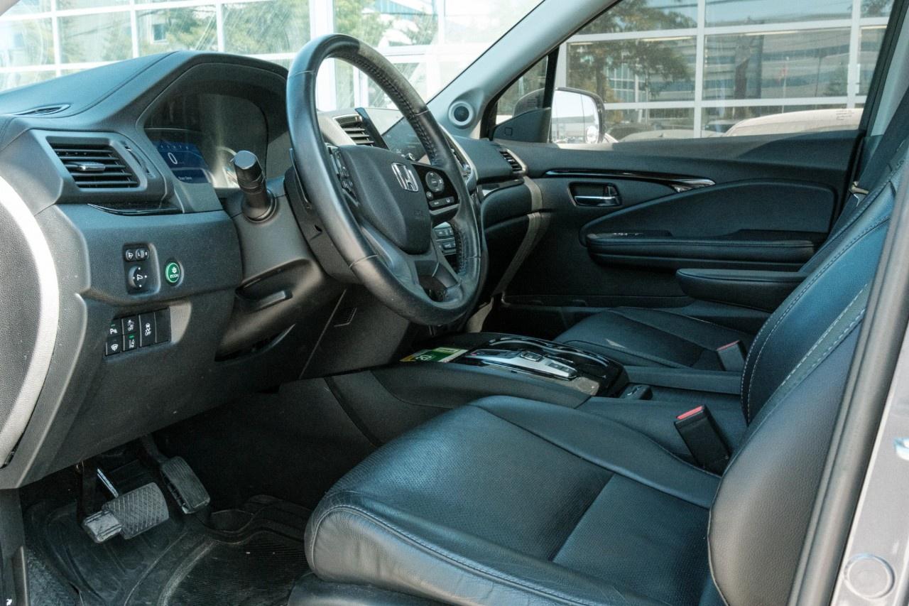 2022 Honda Pilot Touring 7-Passenger AWD Photo