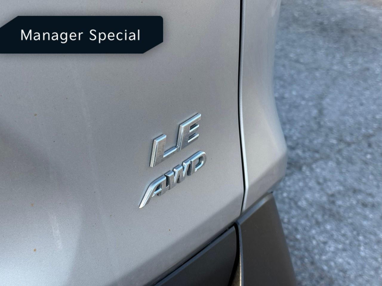 2019 Toyota RAV4 AWD LE Photo
