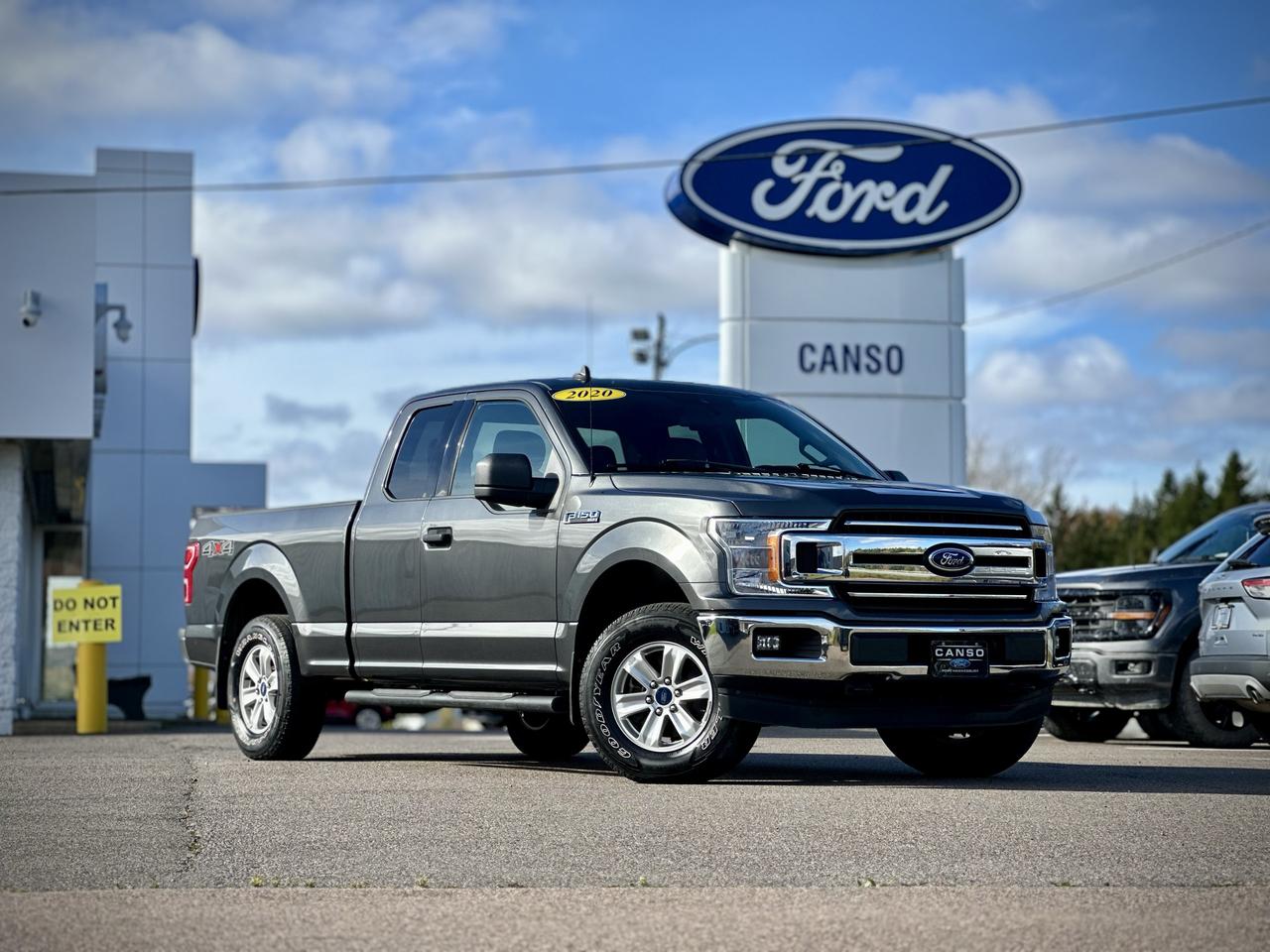 2020 Ford F-150 XLT 4X4 SUPERCAB W/ 1 OWNER Photo0