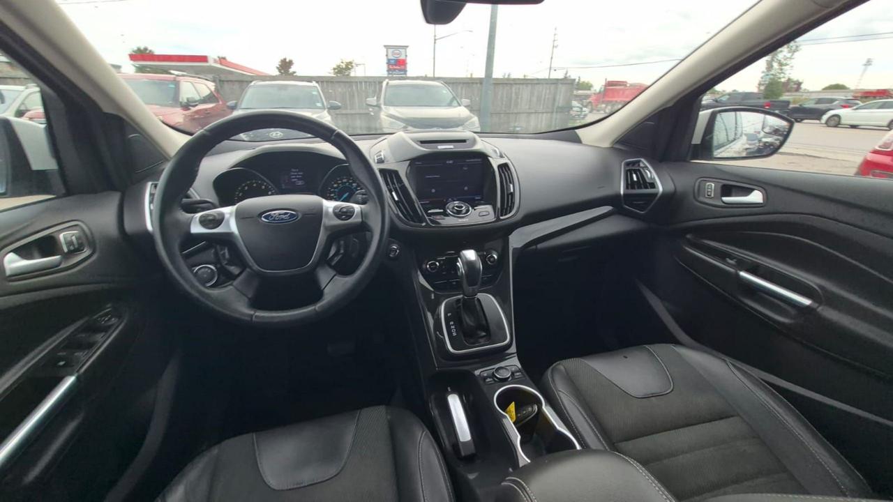 2013 Ford Escape Titanium, WELL MAINTAINED, NO ACCIDENTS, CERTIFIED Photo