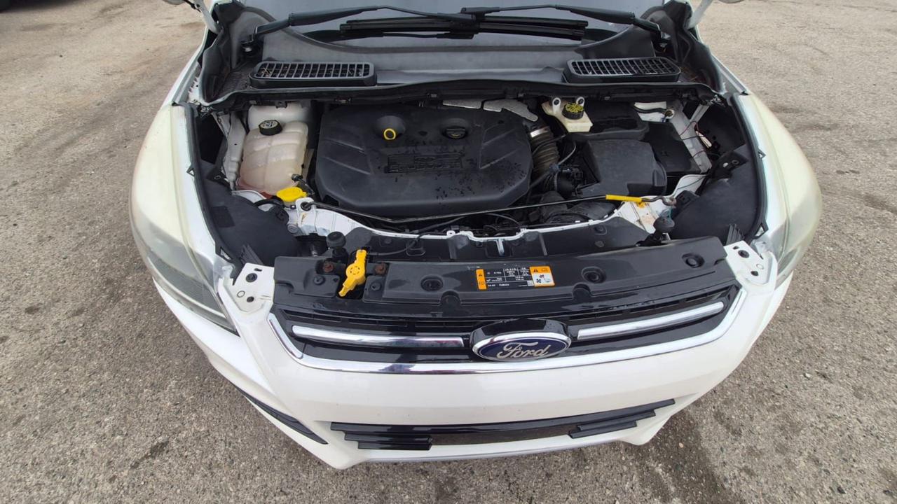 2013 Ford Escape Titanium, WELL MAINTAINED, NO ACCIDENTS, CERTIFIED Photo