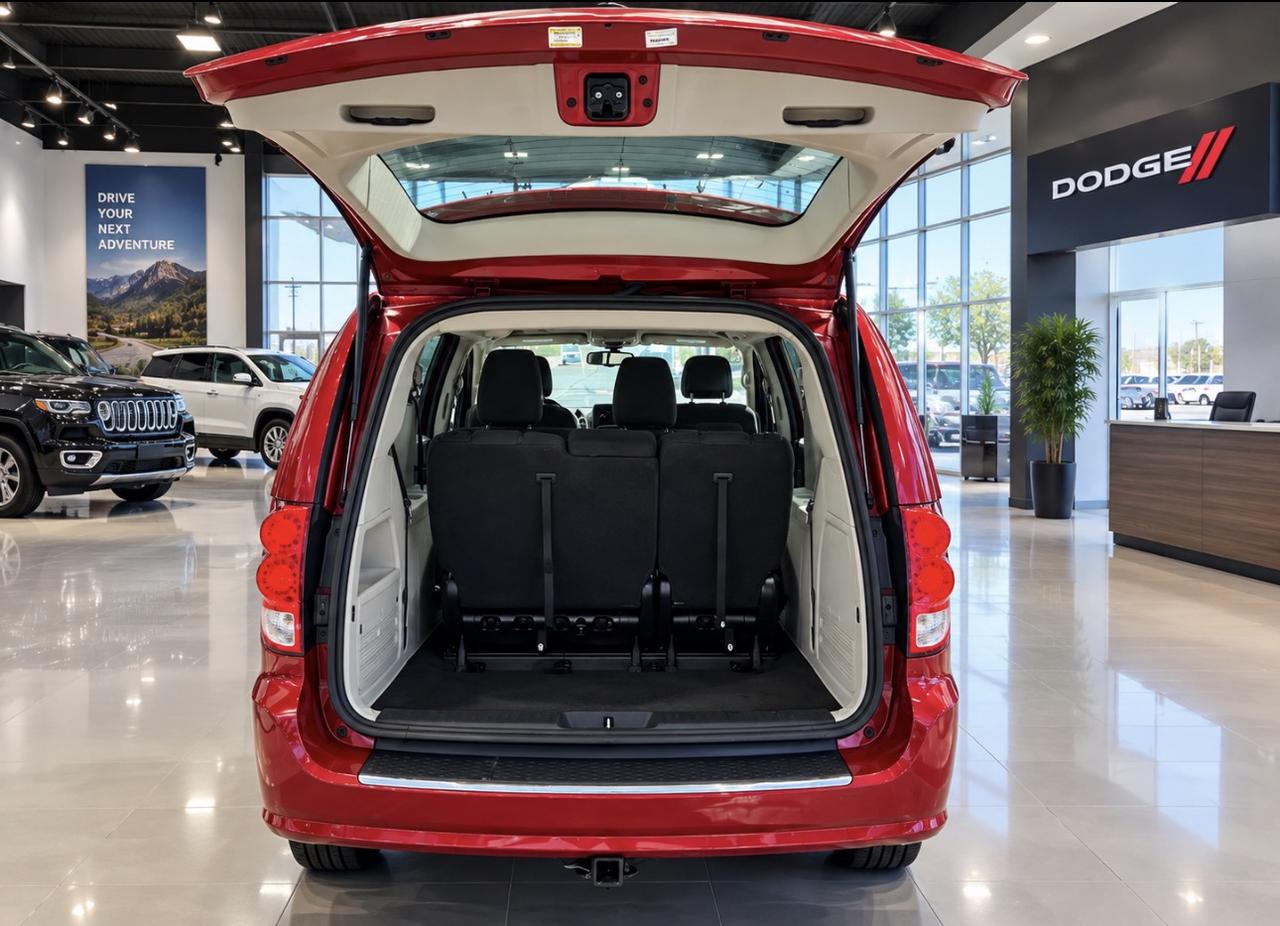 2016 Dodge Grand Caravan CANADA VALUE PACKAGE Photo