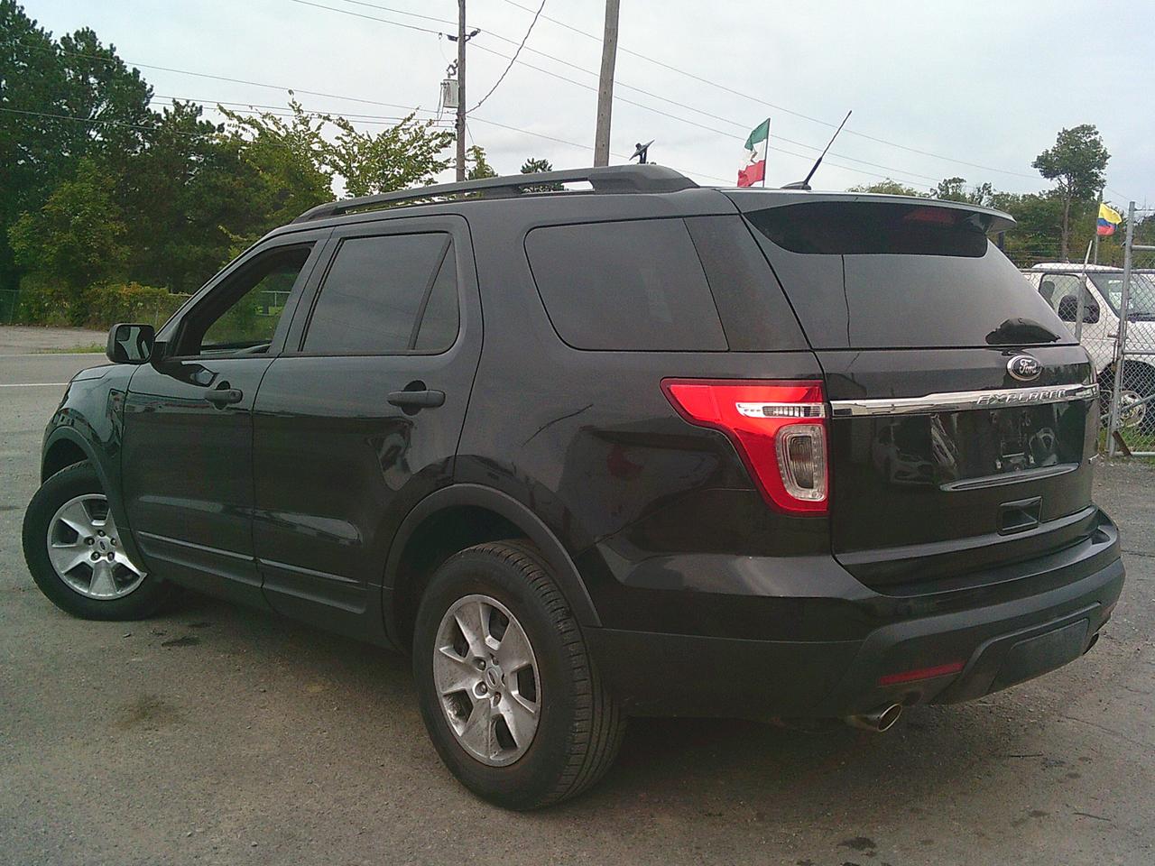2013 Ford Explorer 4dr Base 7 PASS! TOW PKG! Photo