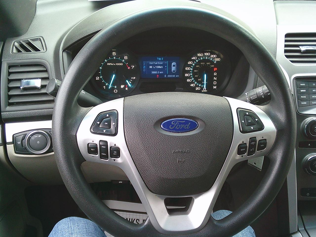2013 Ford Explorer 4dr Base 7 PASS! TOW PKG! Photo