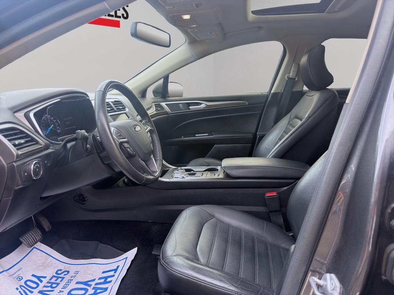2017 Ford Fusion SE FWD1.5L EcoBoost®/Automatic/SYNC®Infotainment/Rearview Camera/Rotary Gear Shift Dial Photo