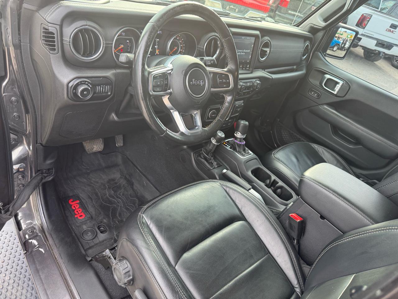 2019 Jeep Wrangler Unlimited Sahara 4X4 Photo