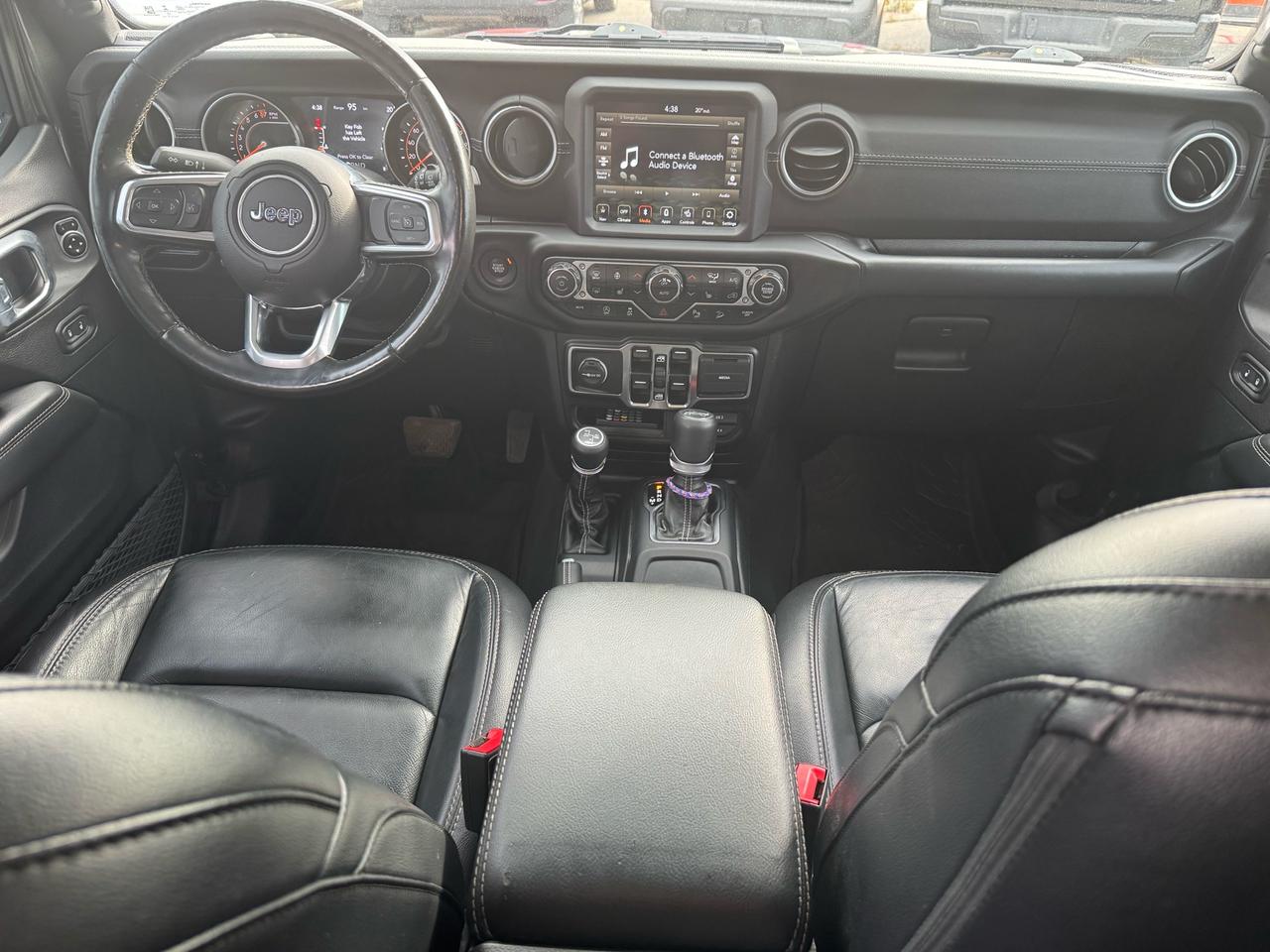 2019 Jeep Wrangler Unlimited Sahara 4X4 Photo