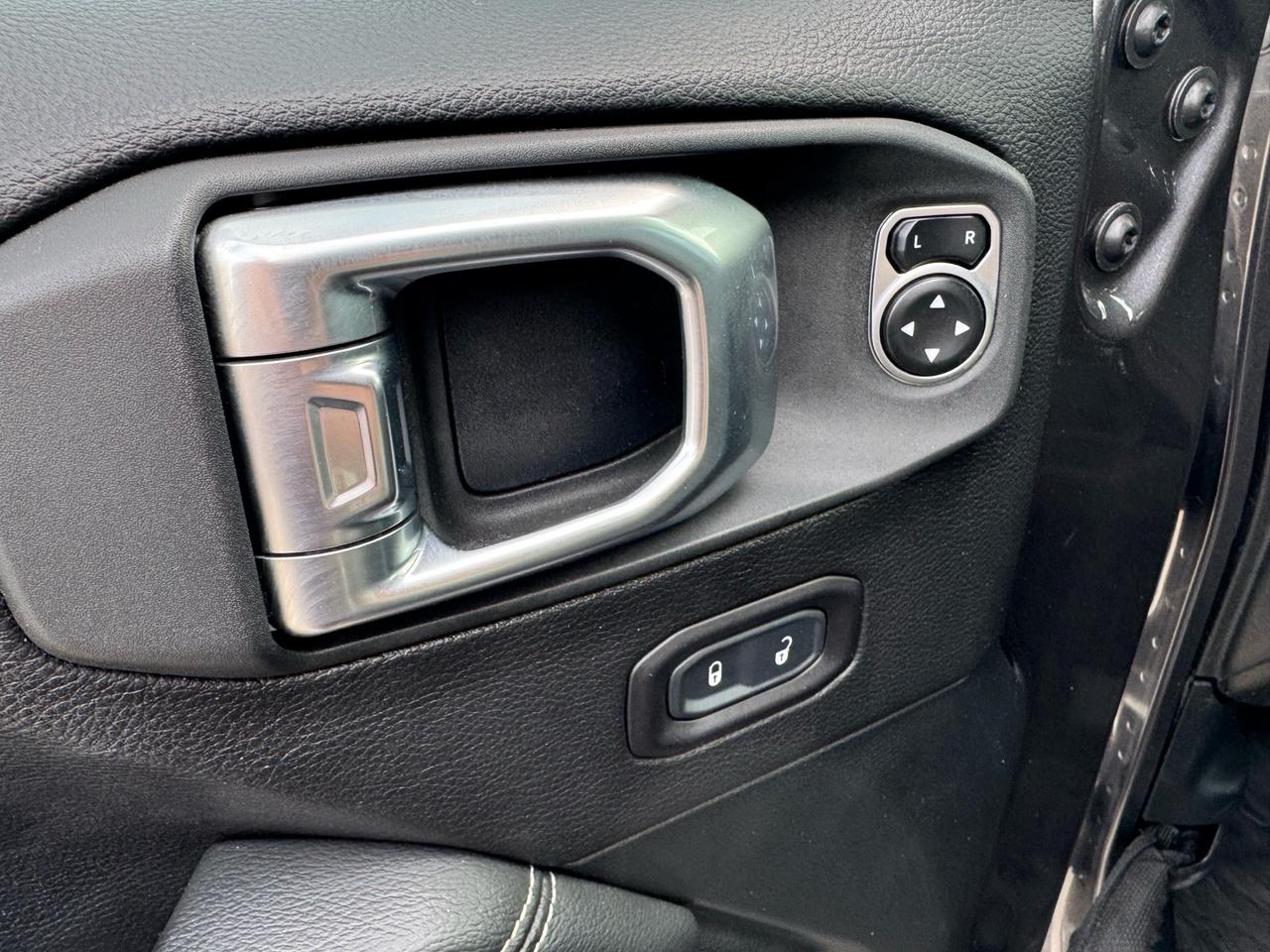 2019 Jeep Wrangler Unlimited Sahara 4X4 Photo