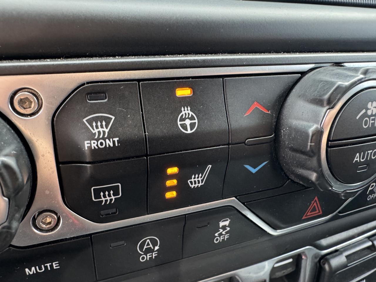 2019 Jeep Wrangler Unlimited Sahara 4X4 Photo