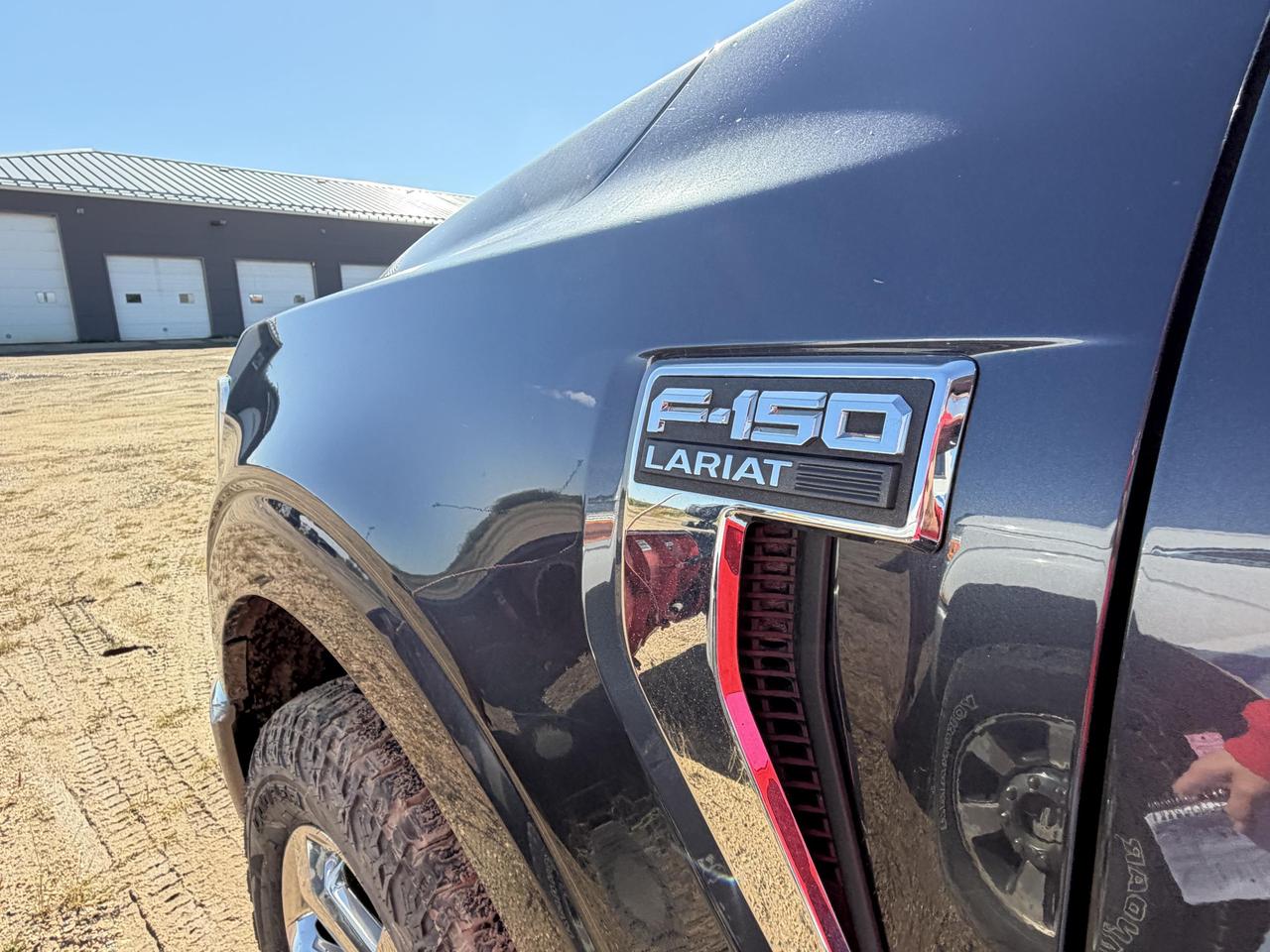2021 Ford F-150 LARIAT 3.5L POWERBOOST FULL-HYBRID Photo3