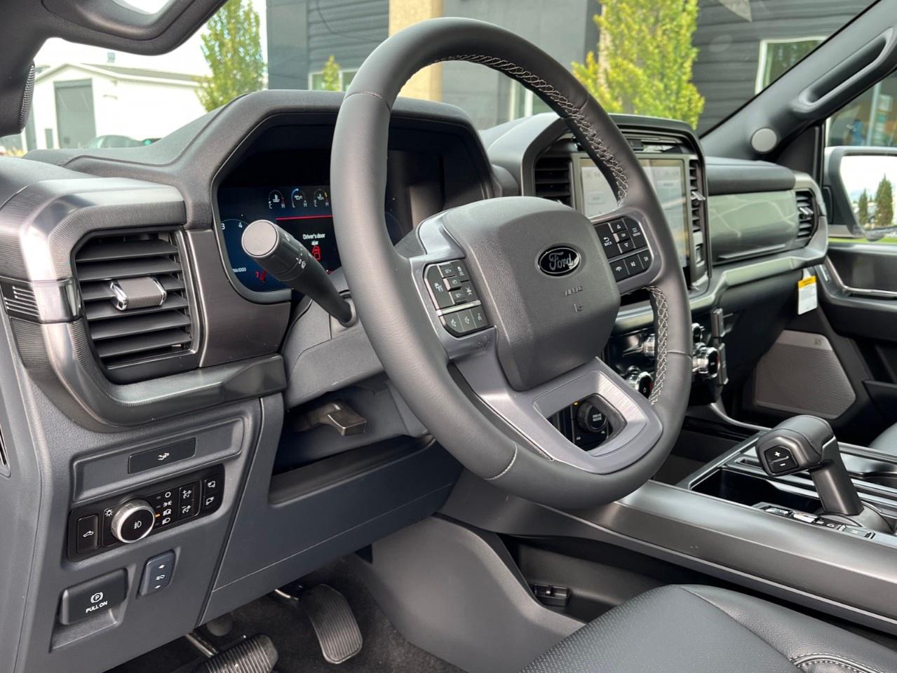 2026 Ford F-150 Lariat 4WD SuperCrew 5.5' Box Photo