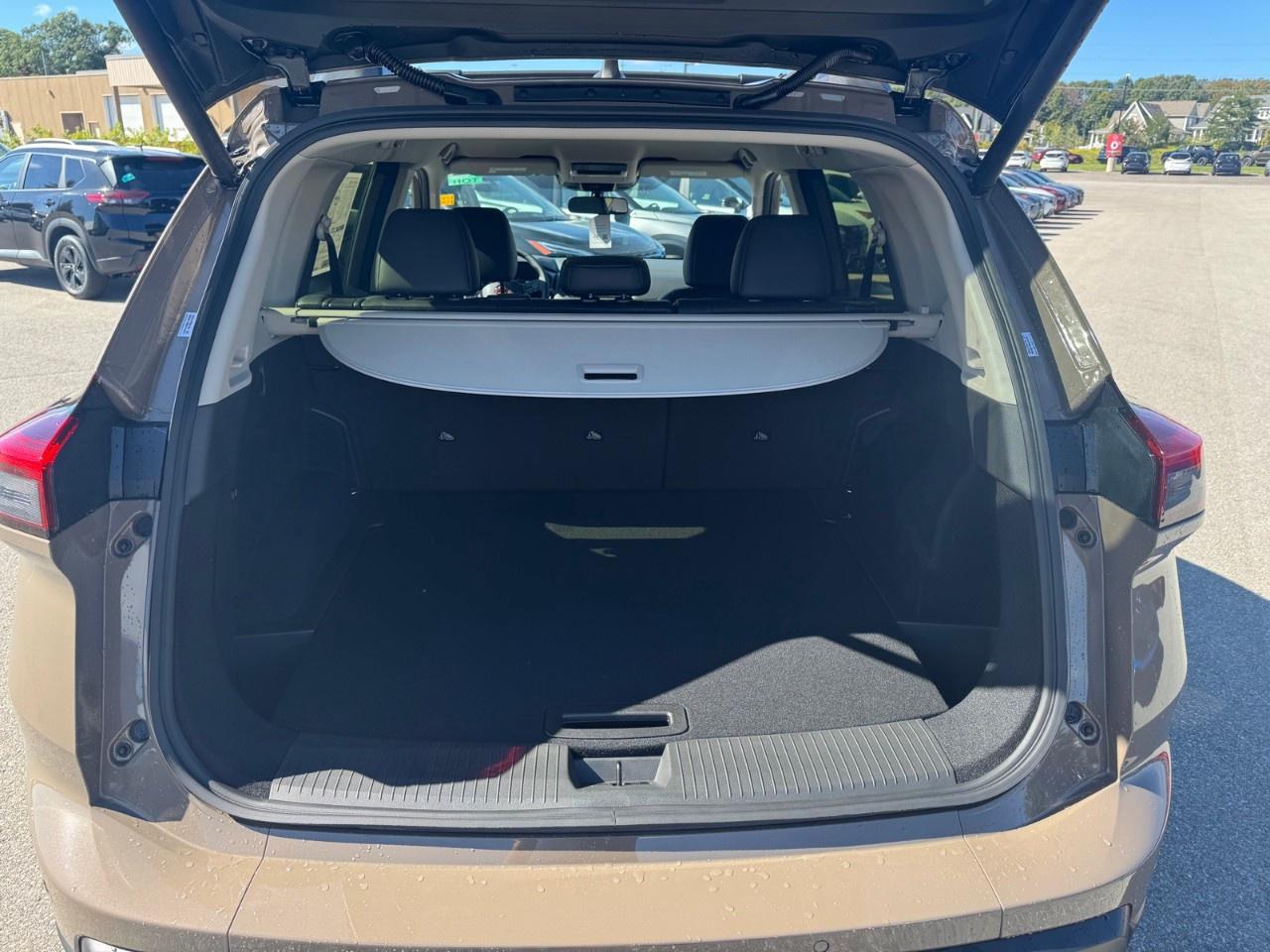 2026 Nissan Rogue AWD Rock Creek Photo