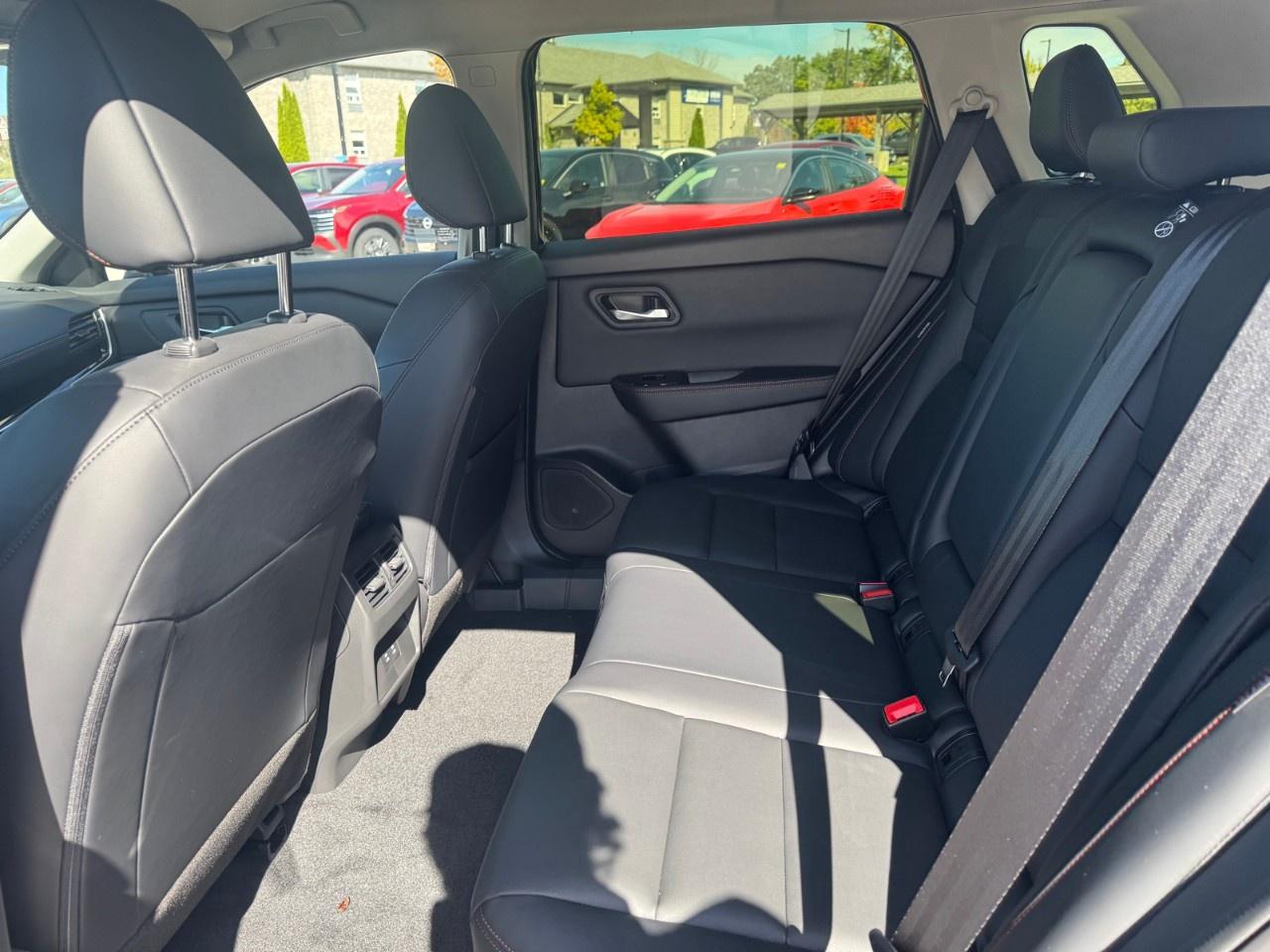 2026 Nissan Rogue AWD Rock Creek Photo