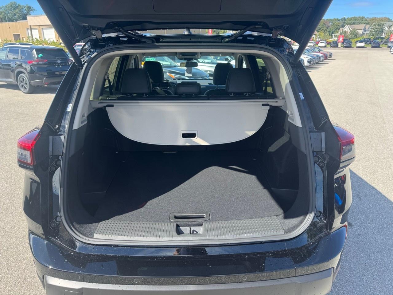 2026 Nissan Rogue AWD Rock Creek Photo