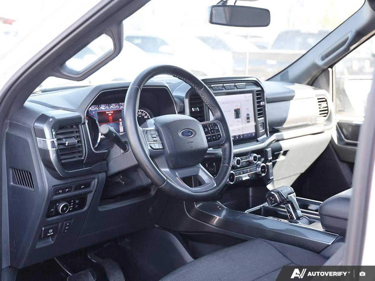 2023 Ford F-150 XLT NAV | SYNC4 | KEYLESS ENTRY Photo