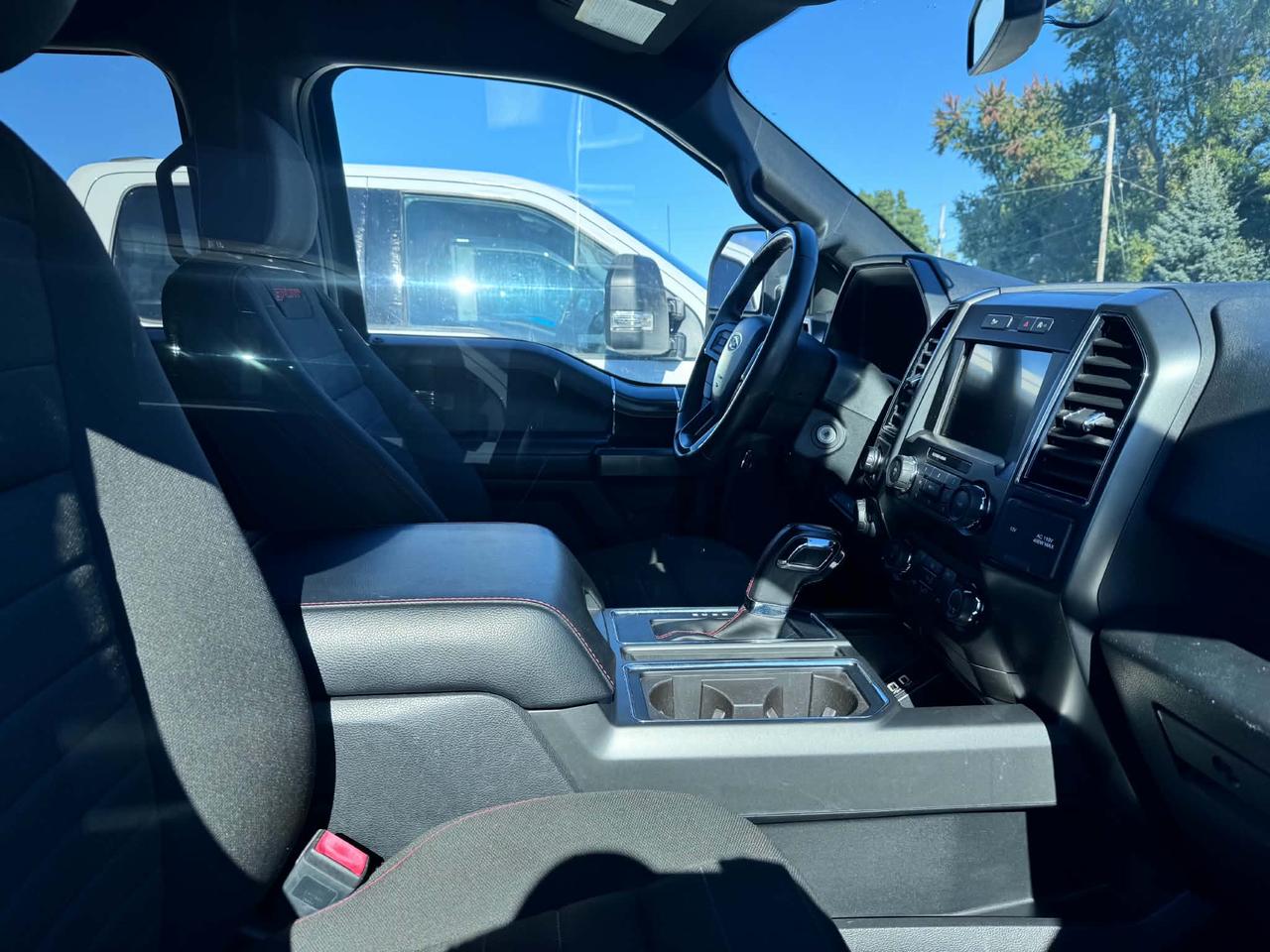 2019 Ford F-150 XLT Photo