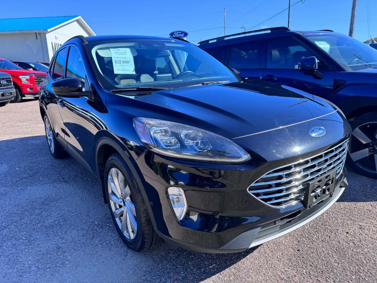 2021 Ford Escape Titanium Photo5