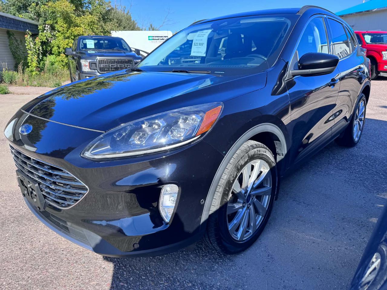 2021 Ford Escape Titanium Photo5