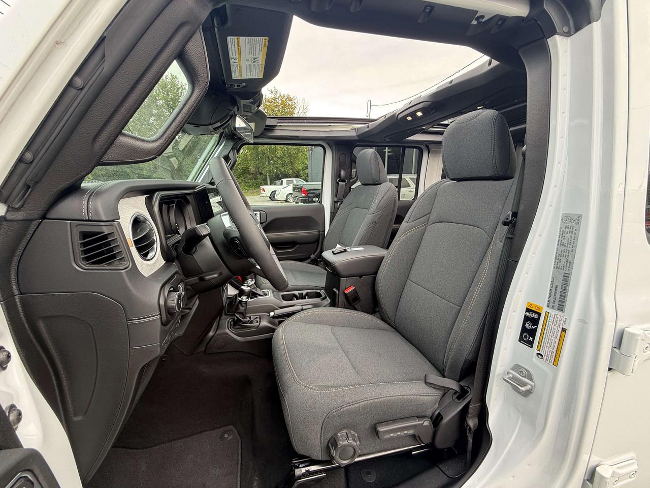2026 Jeep Wrangler Sahara 4 Door 4X4 - One Touch Power Top! Photo