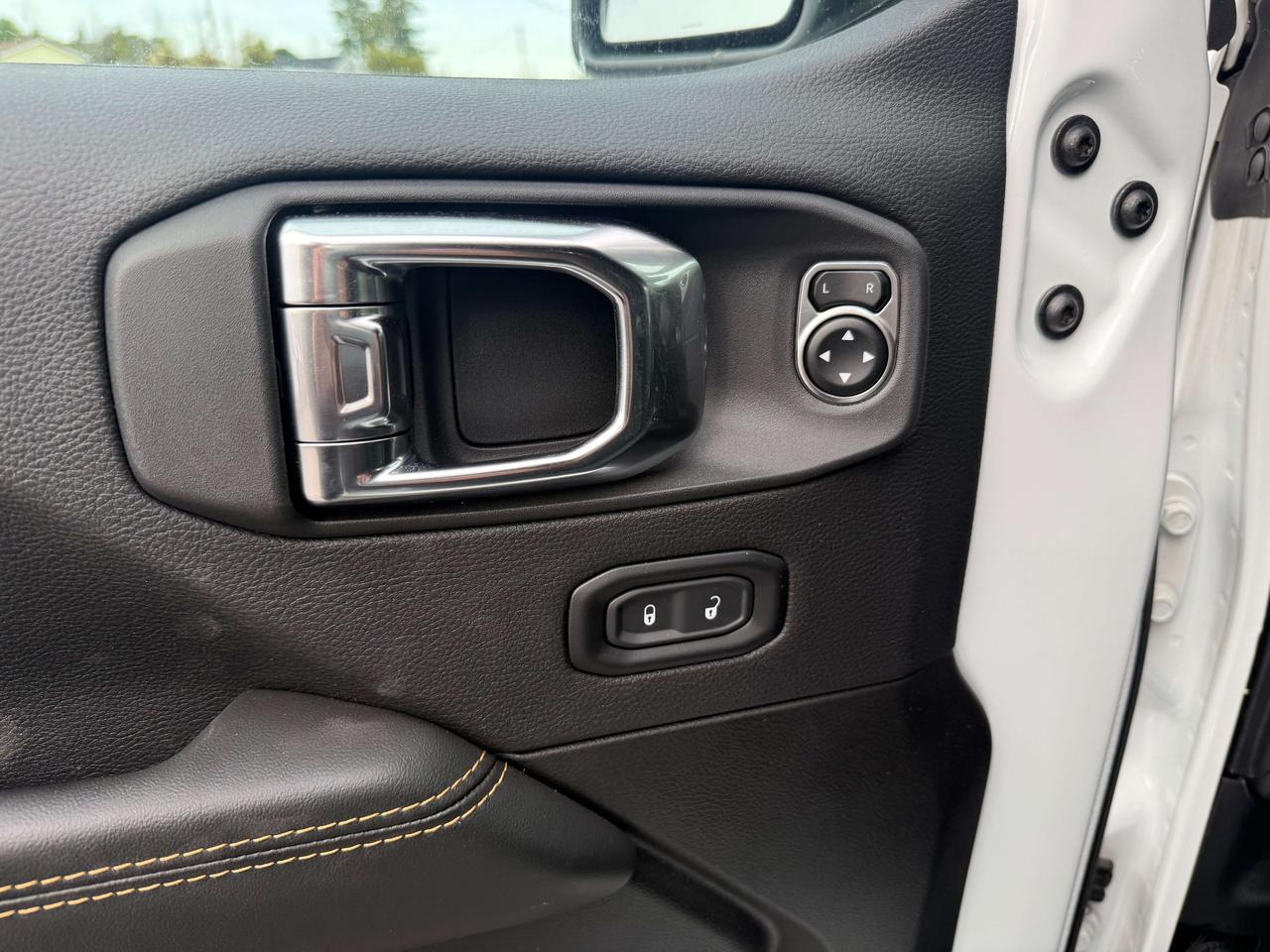2026 Jeep Wrangler Sahara 4 Door 4X4 - One Touch Power Top! Photo