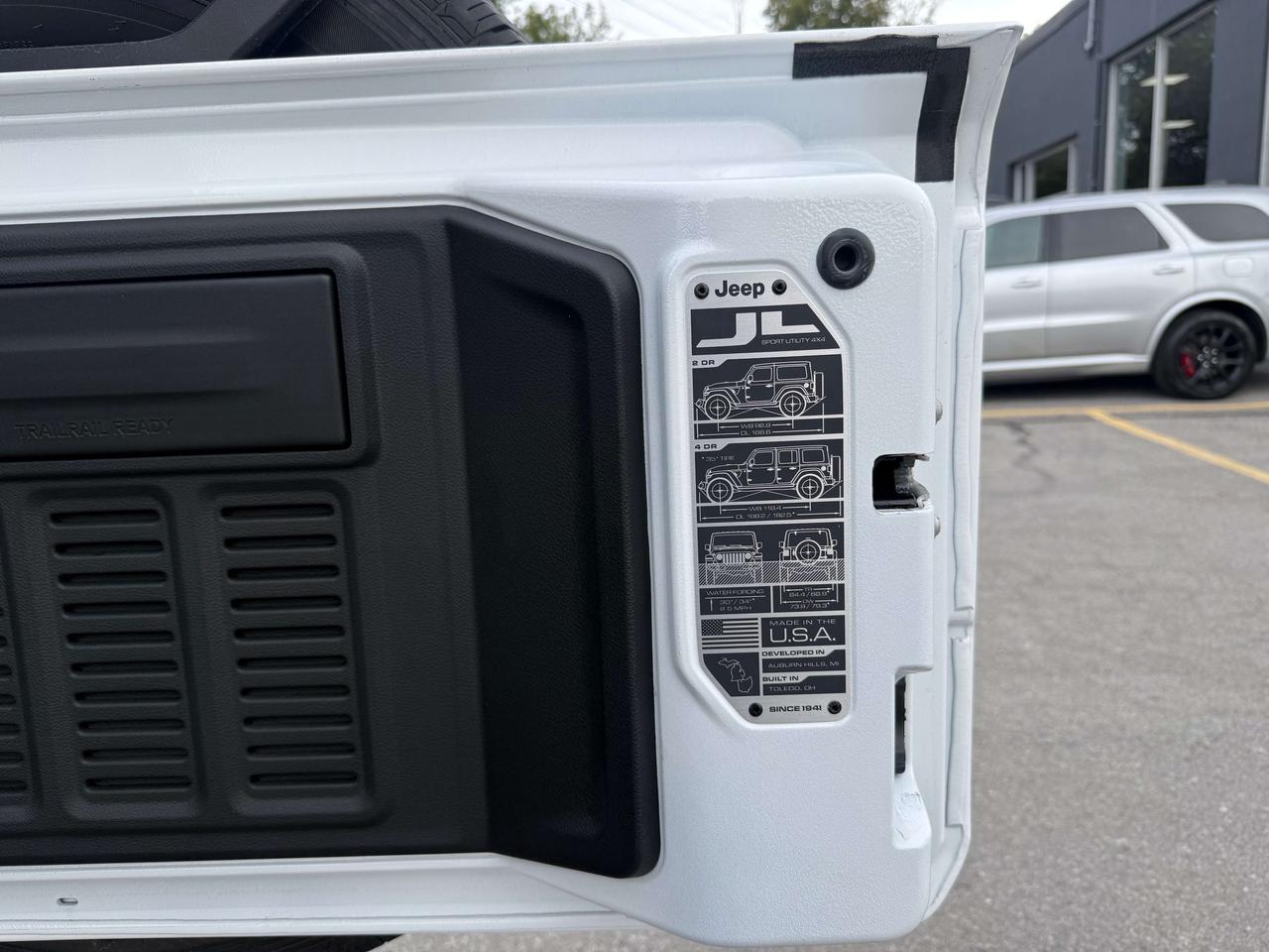 2026 Jeep Wrangler Sahara 4 Door 4X4 - One Touch Power Top! Photo