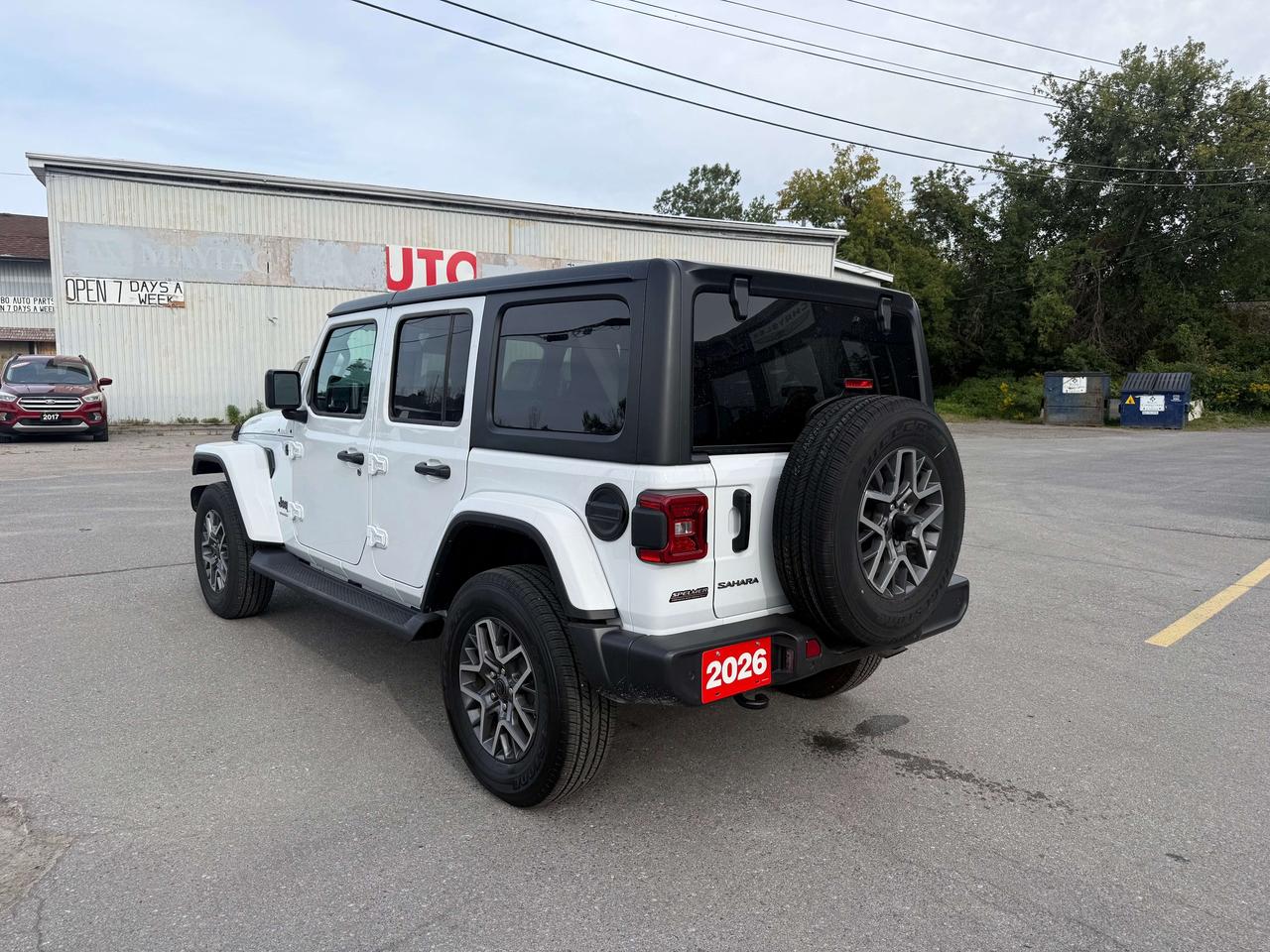 2026 Jeep Wrangler Sahara 4 Door 4X4 - Mckinley Leather! Photo